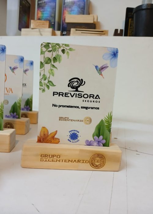 fabricación de habaldores en poliestrireno y bases de madera