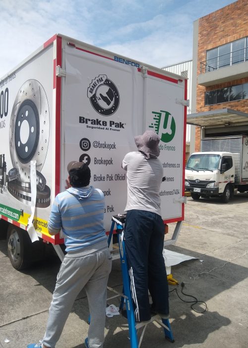 instalación de vinilo vehicular