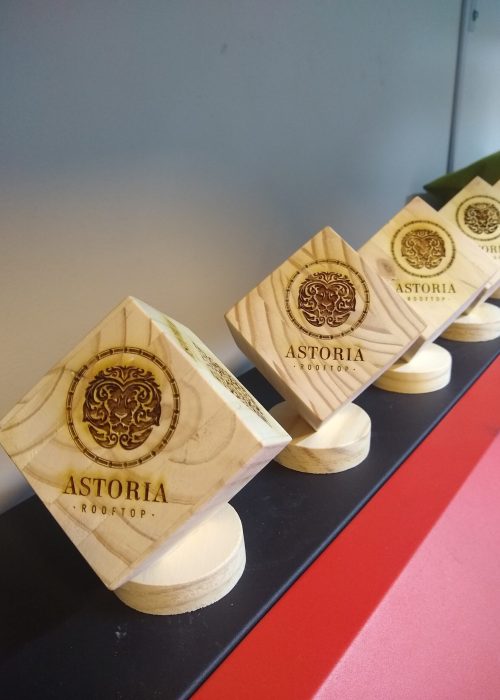 fabricación de habaldores epeciales, grabado y corte láser