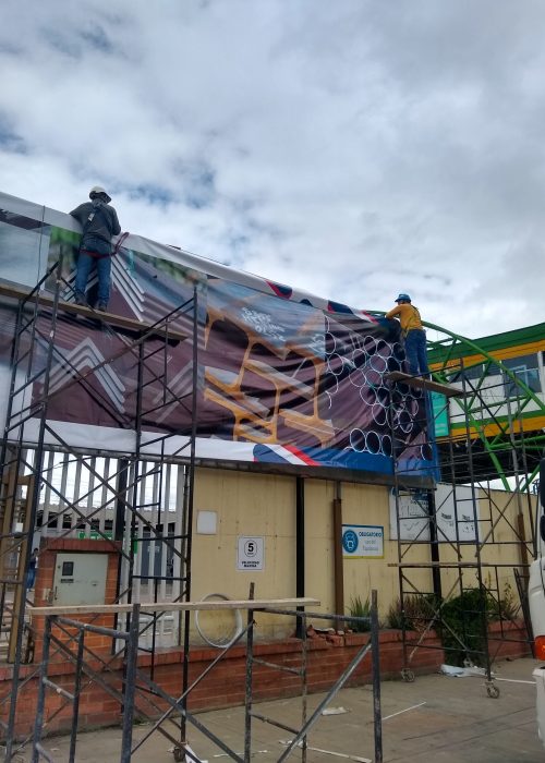 fabricación e Instalación de avisos.